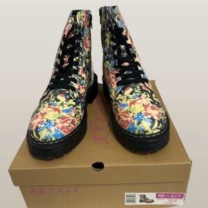 Sugar, Women's Kaedy Floral Combat Boots Black and Multicolor 10M Lace up Style